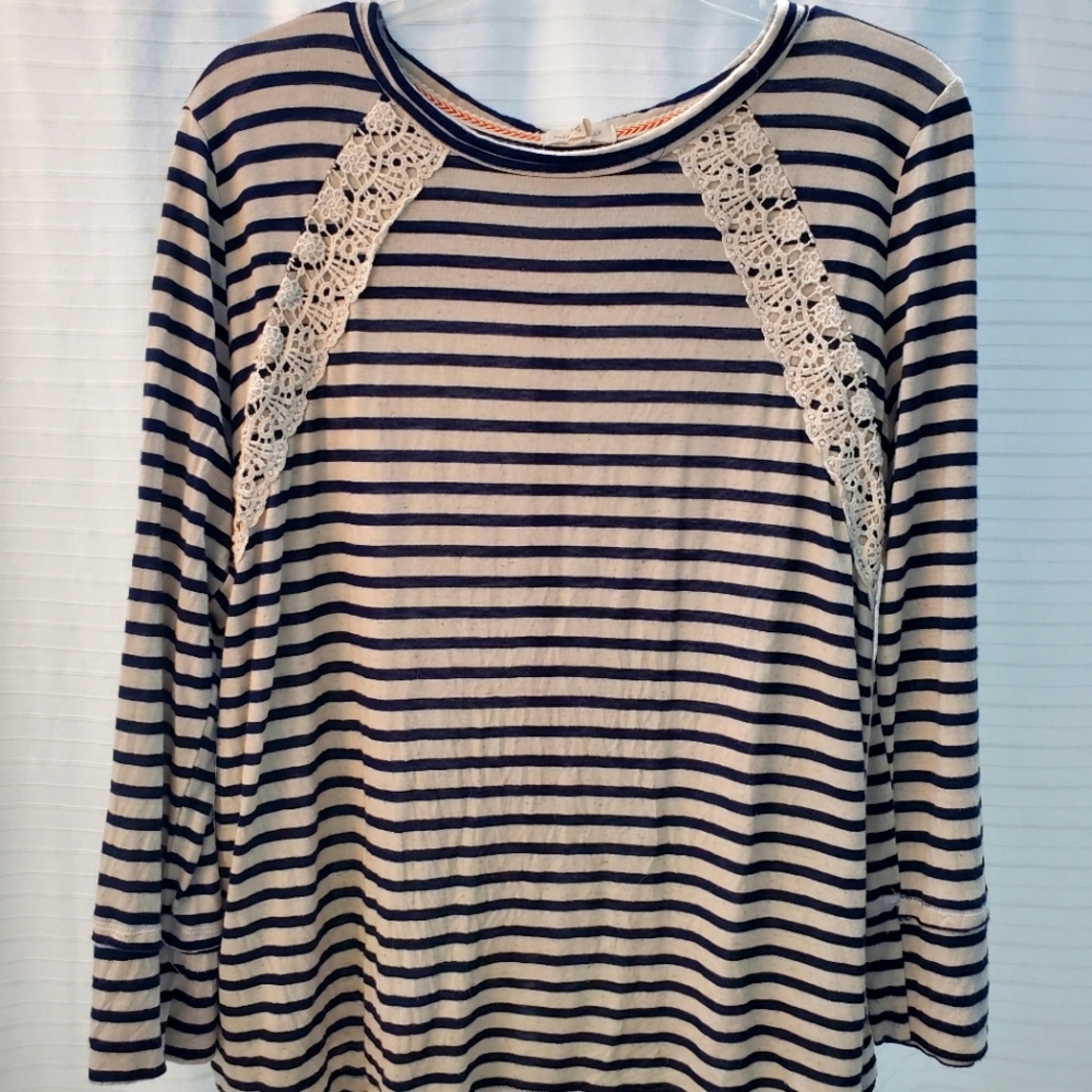 Mason &Belle: lg long sleeve top with lace on shoulder line and button down back